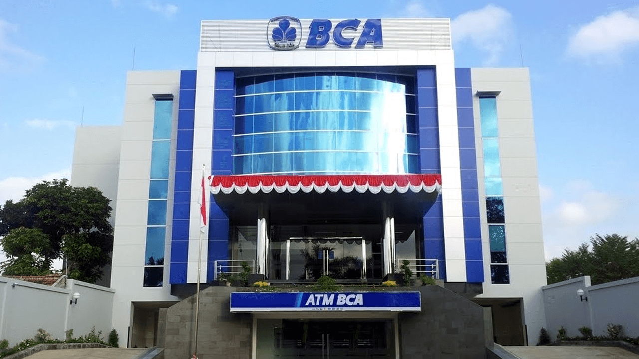 Lowongan Kerja PT Bank Central Asia Tbk Penempatan Tangerang